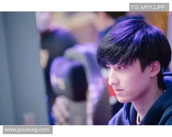 DOTA2战队三号位选手在比赛中的关键表现与战术分析